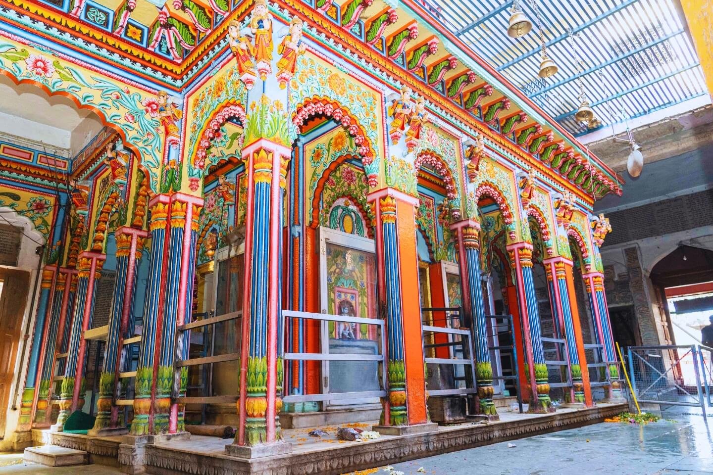 Nageshwarnath Temple