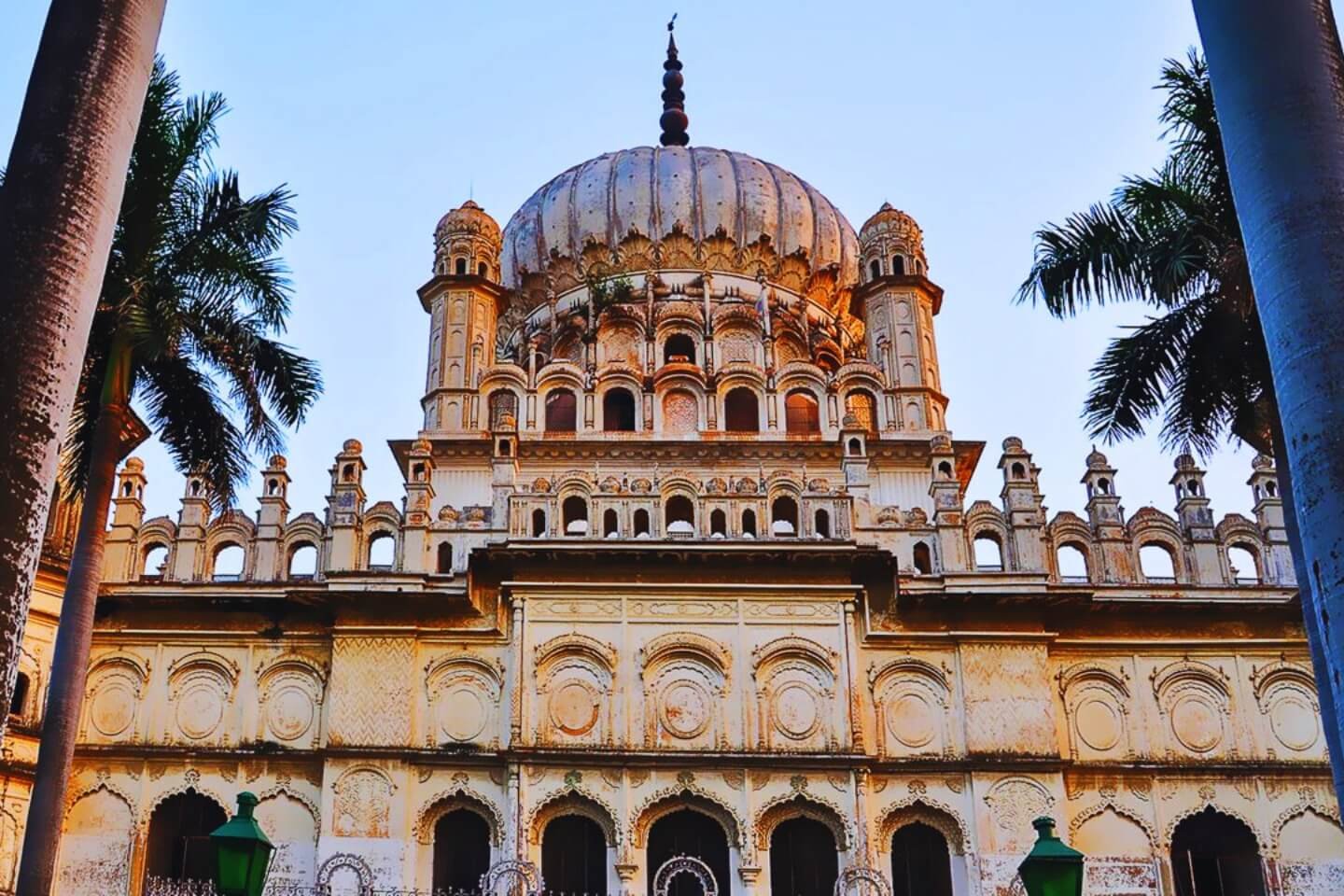 Bahu Begum ka Maqbara